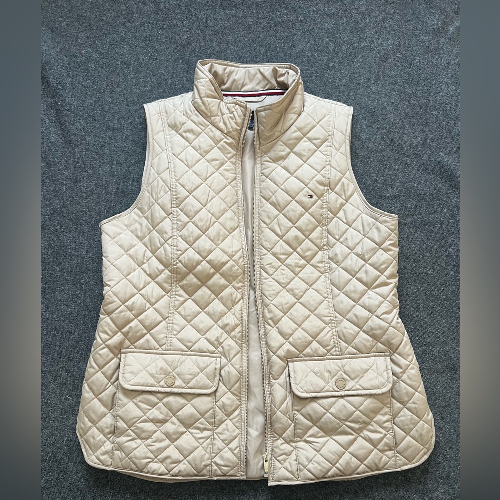 Tommy Hilfiger Women's Cream Quilted Vest size XL